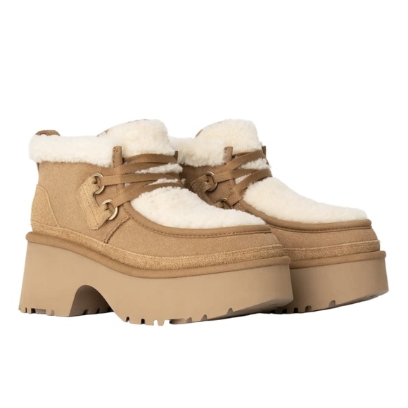 NWOB $200 Original UGG New Heights Lace Up Suede Ankle Boot Size 9 Brown 1167772 - Picture 1 of 10